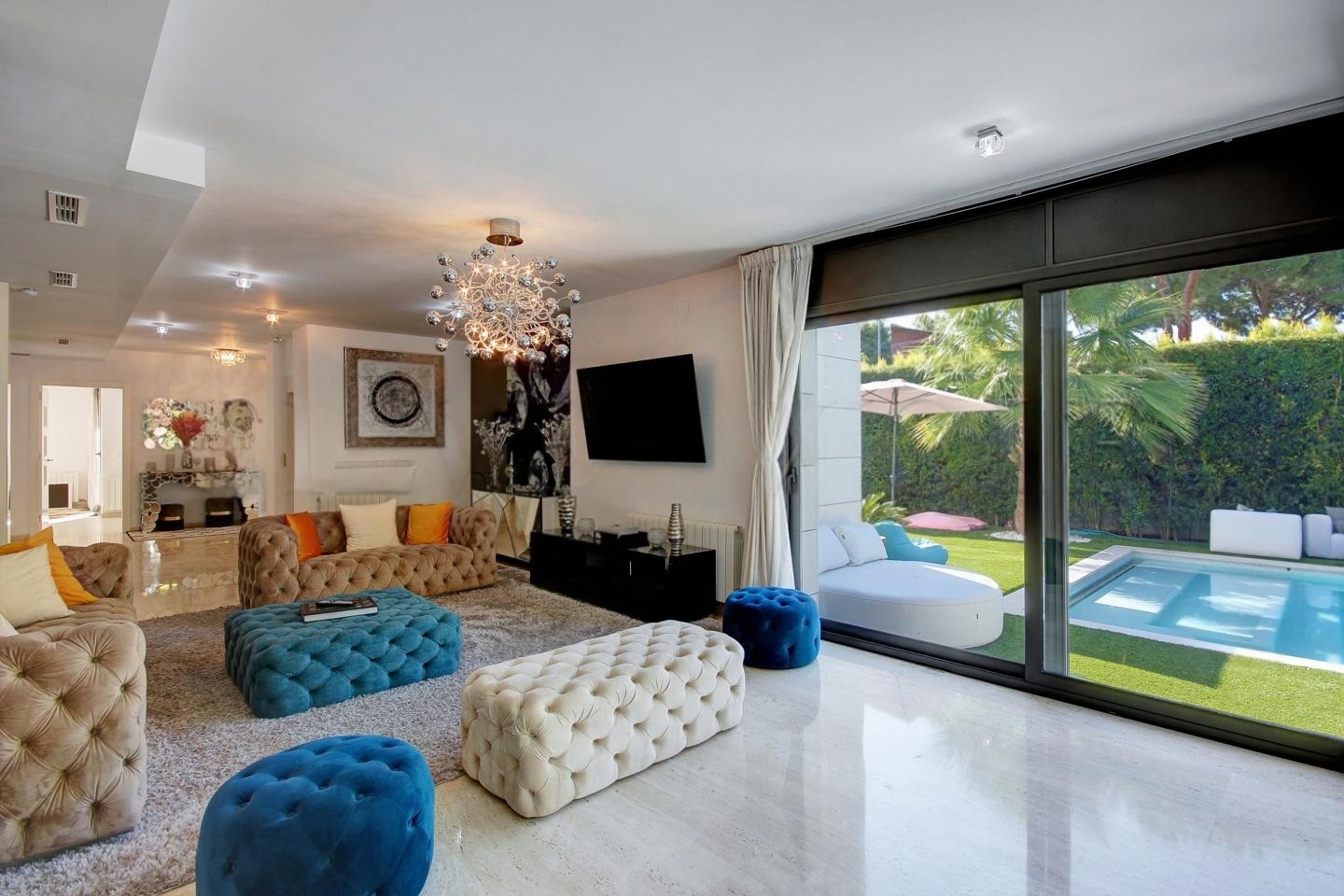 House in Gava, Barcelona, Spain 8 bedrooms, 945 sq.m. No. 140849