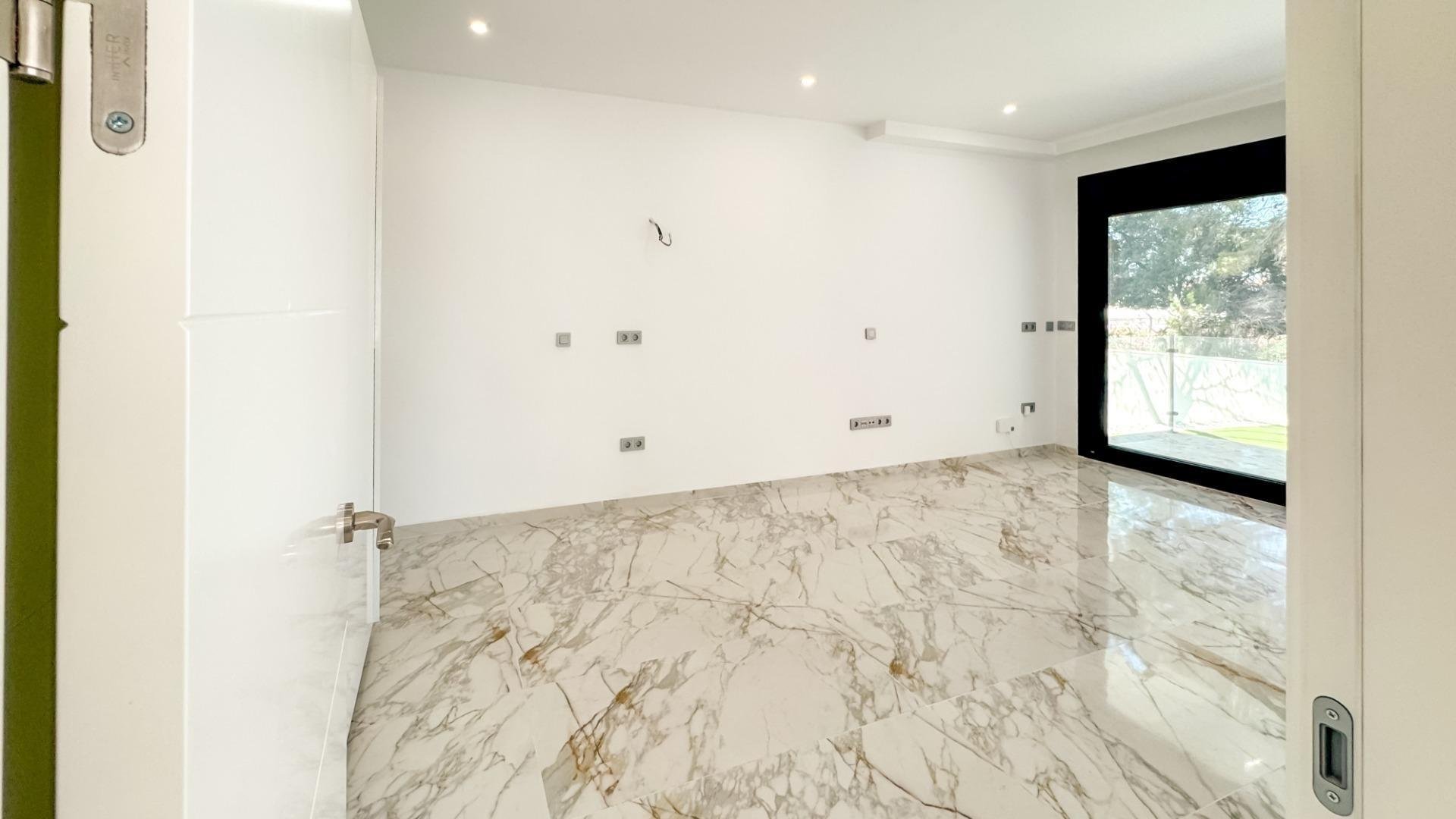 Villa i Los Balcones, Alicante, Spanien 4 sovrum, 337 kvm. Nr. 140635
