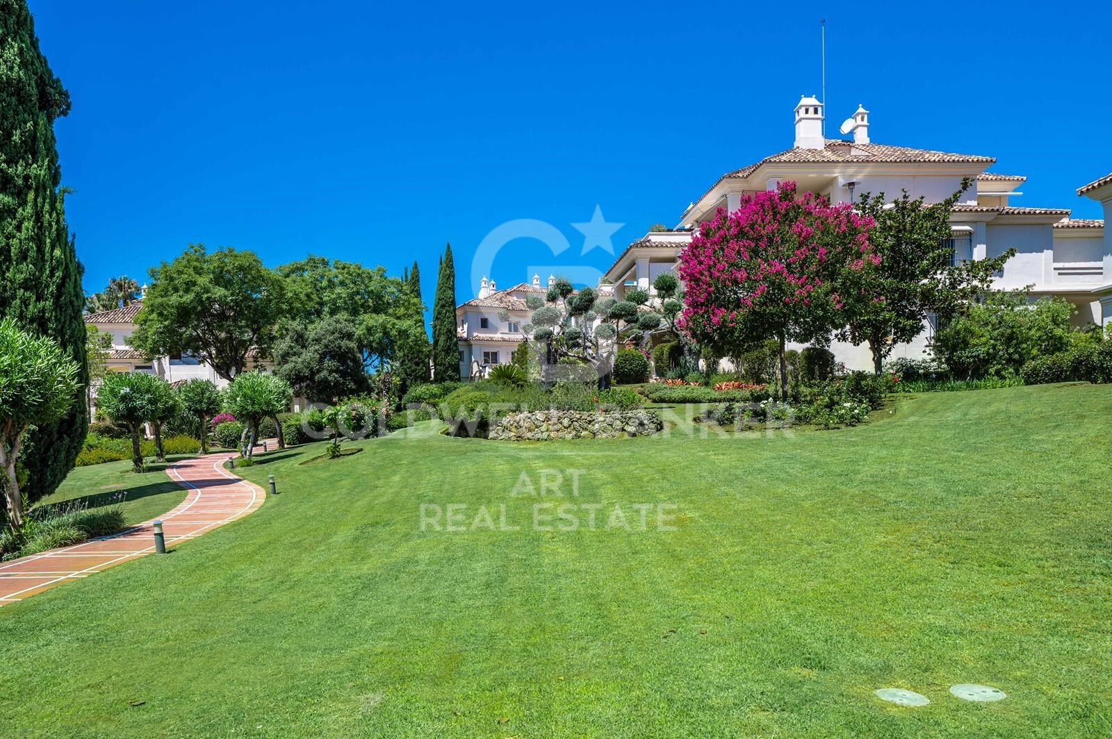 Penthouse in Marbella, Malaga, Spain 3 bedrooms, 262 sq.m. No. 158315