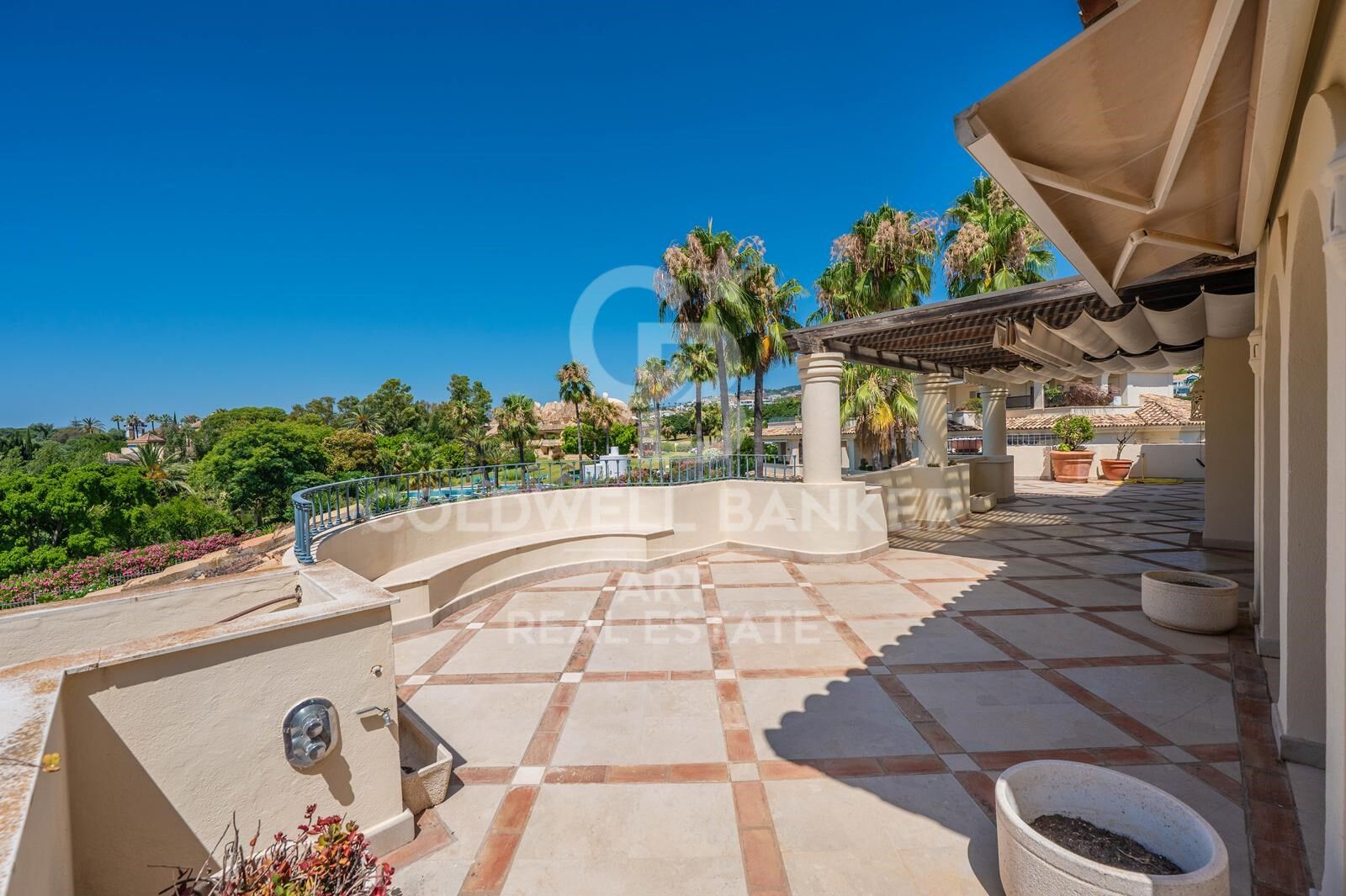 Penthouse in Marbella, Malaga, Spain 3 bedrooms, 262 sq.m. No. 158315
