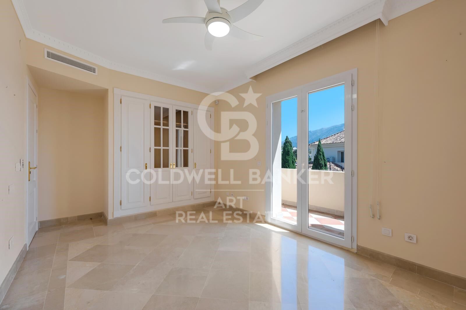 Penthouse in Marbella, Malaga, Spain 3 bedrooms, 262 sq.m. No. 158315