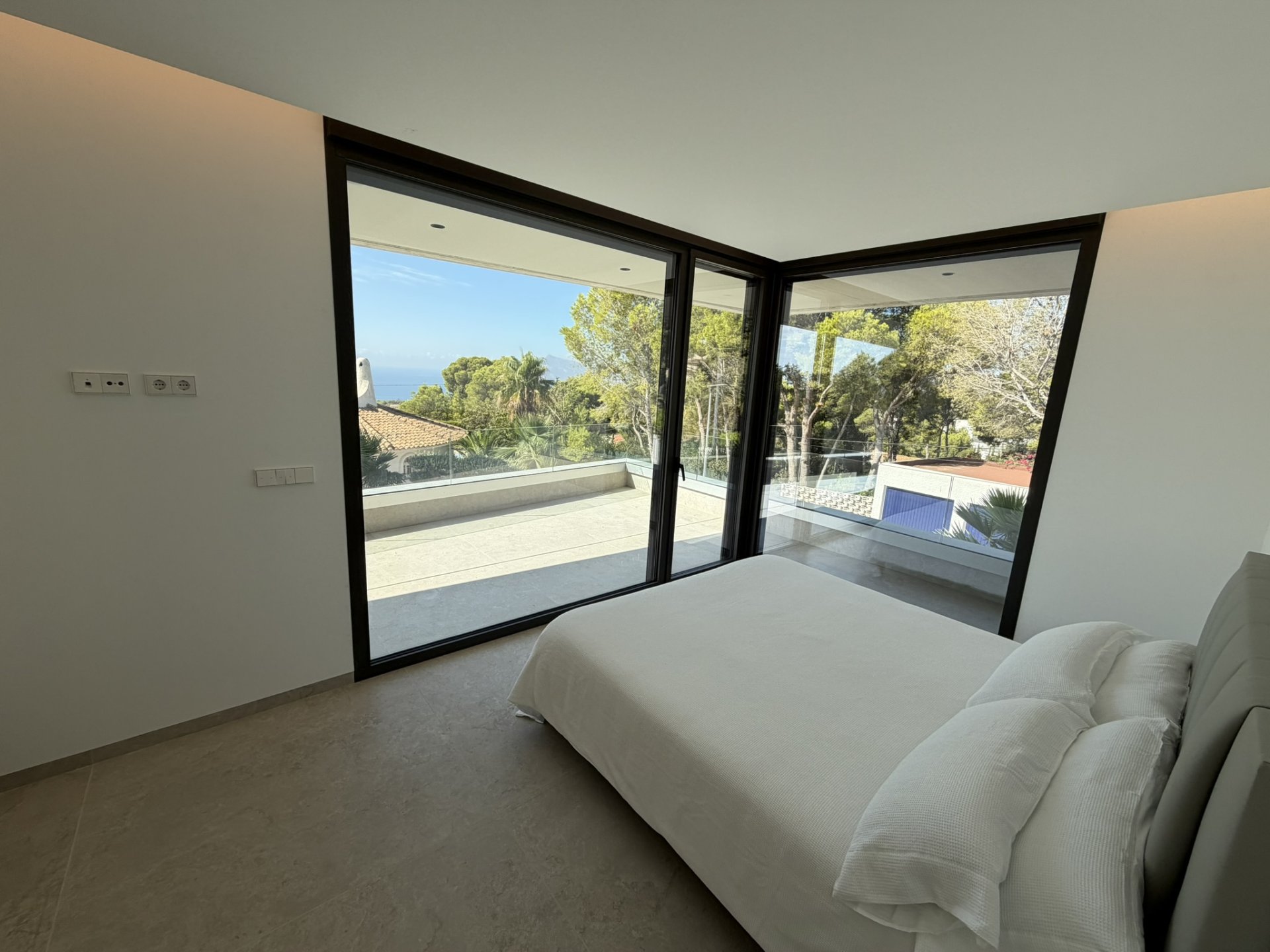 Villa a Altea, Alicante, Spagna 4 camere da letto, 484 mq. N° 163175