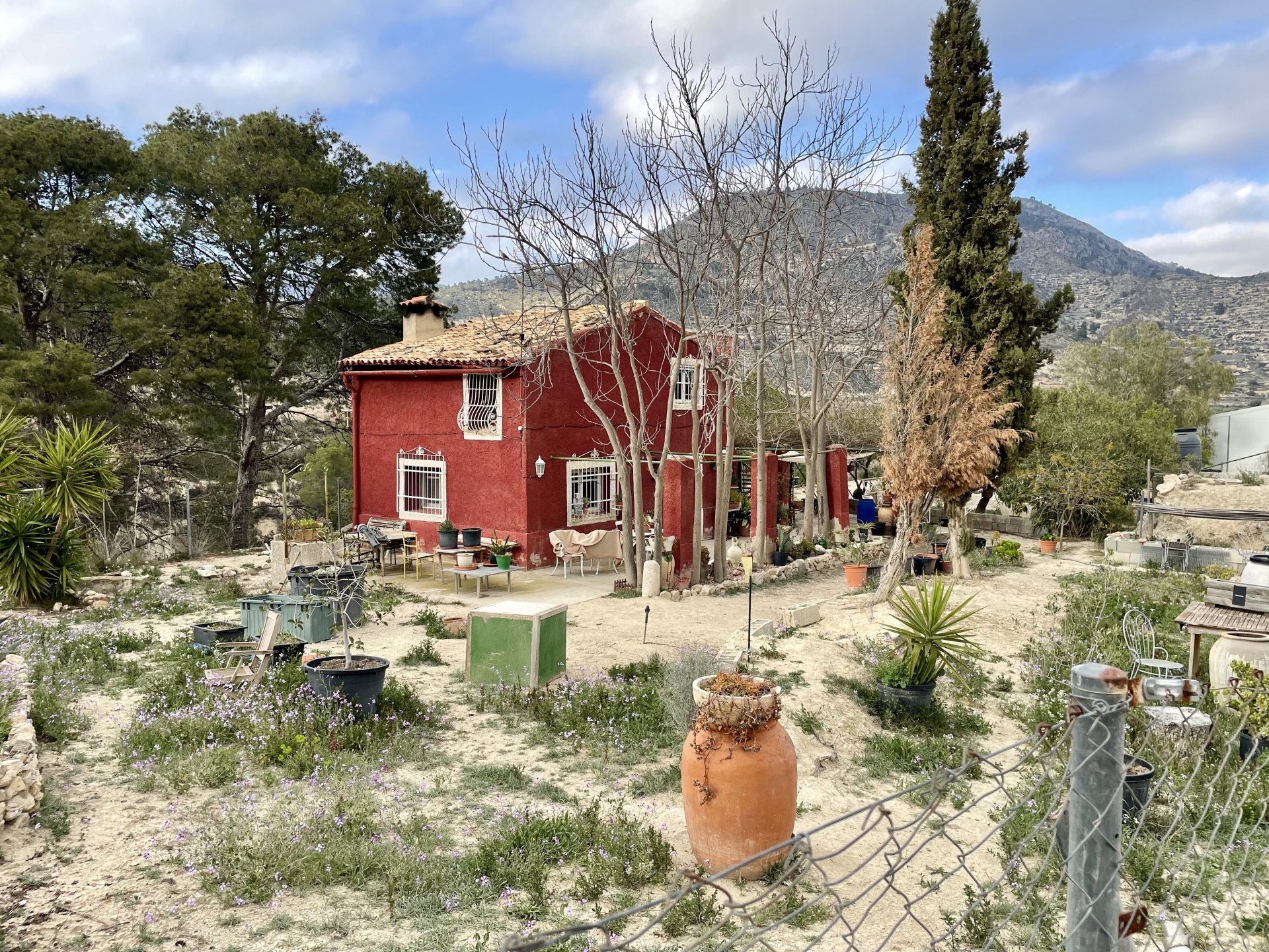 Finca i Relleu, Alicante, Spanien 3 sovrum, 150 kvm. Nr. 192507