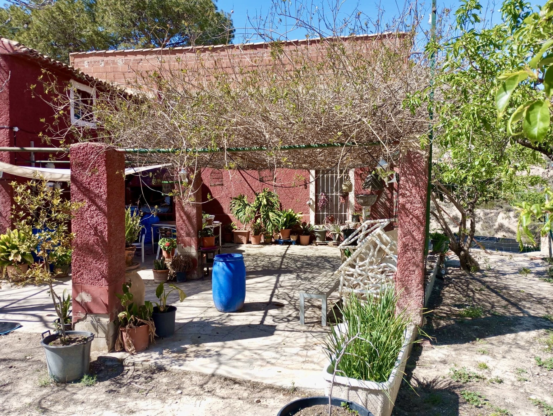 Finca i Relleu, Alicante, Spanien 3 sovrum, 150 kvm. Nr. 192507