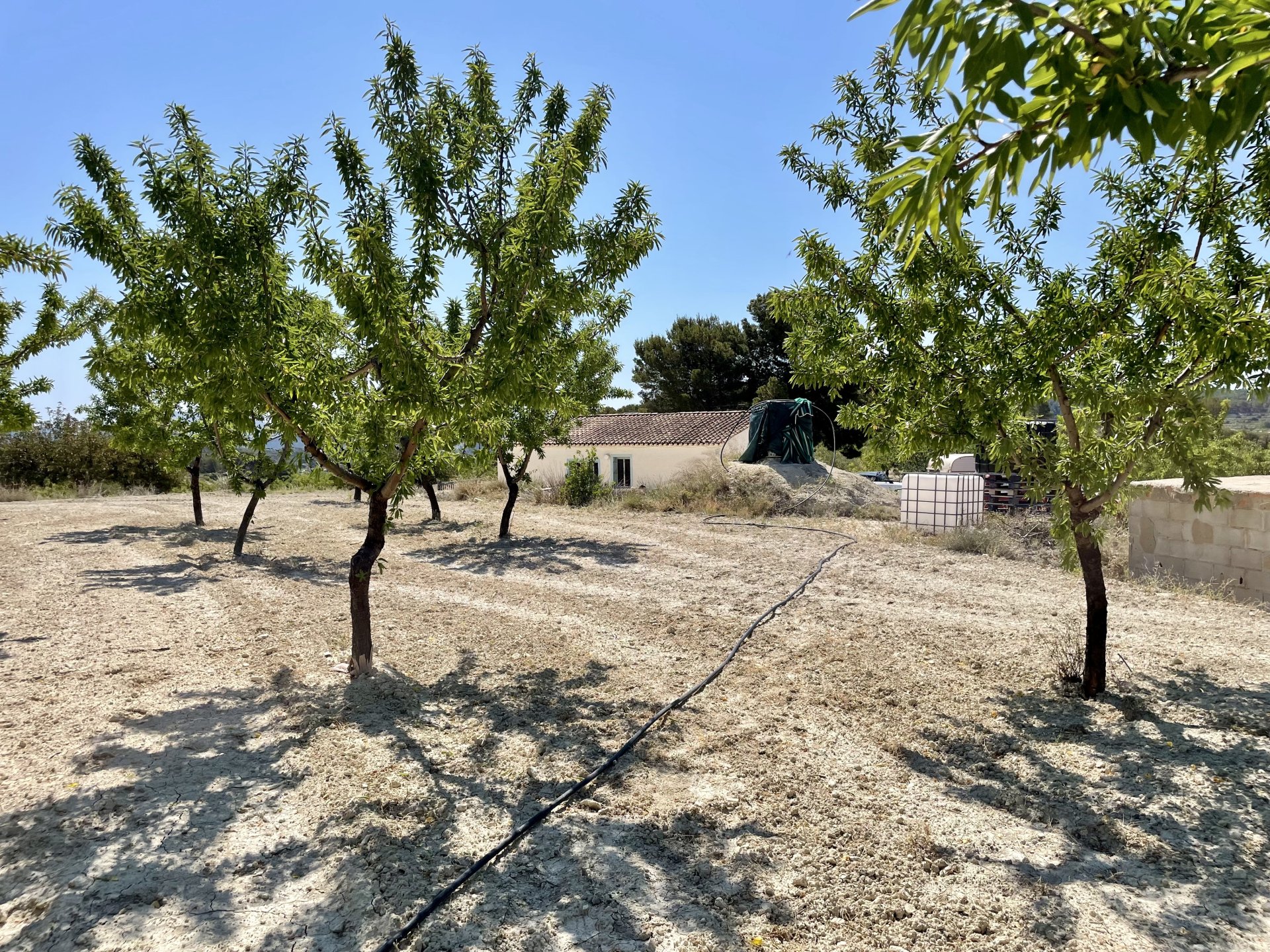 Finca i Relleu, Alicante, Spanien 2 sovrum, 67 kvm. Nr. 192509