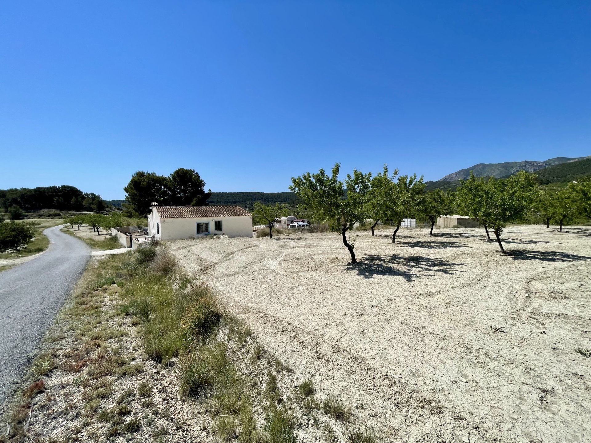 Finca i Relleu, Alicante, Spanien 2 sovrum, 67 kvm. Nr. 192509
