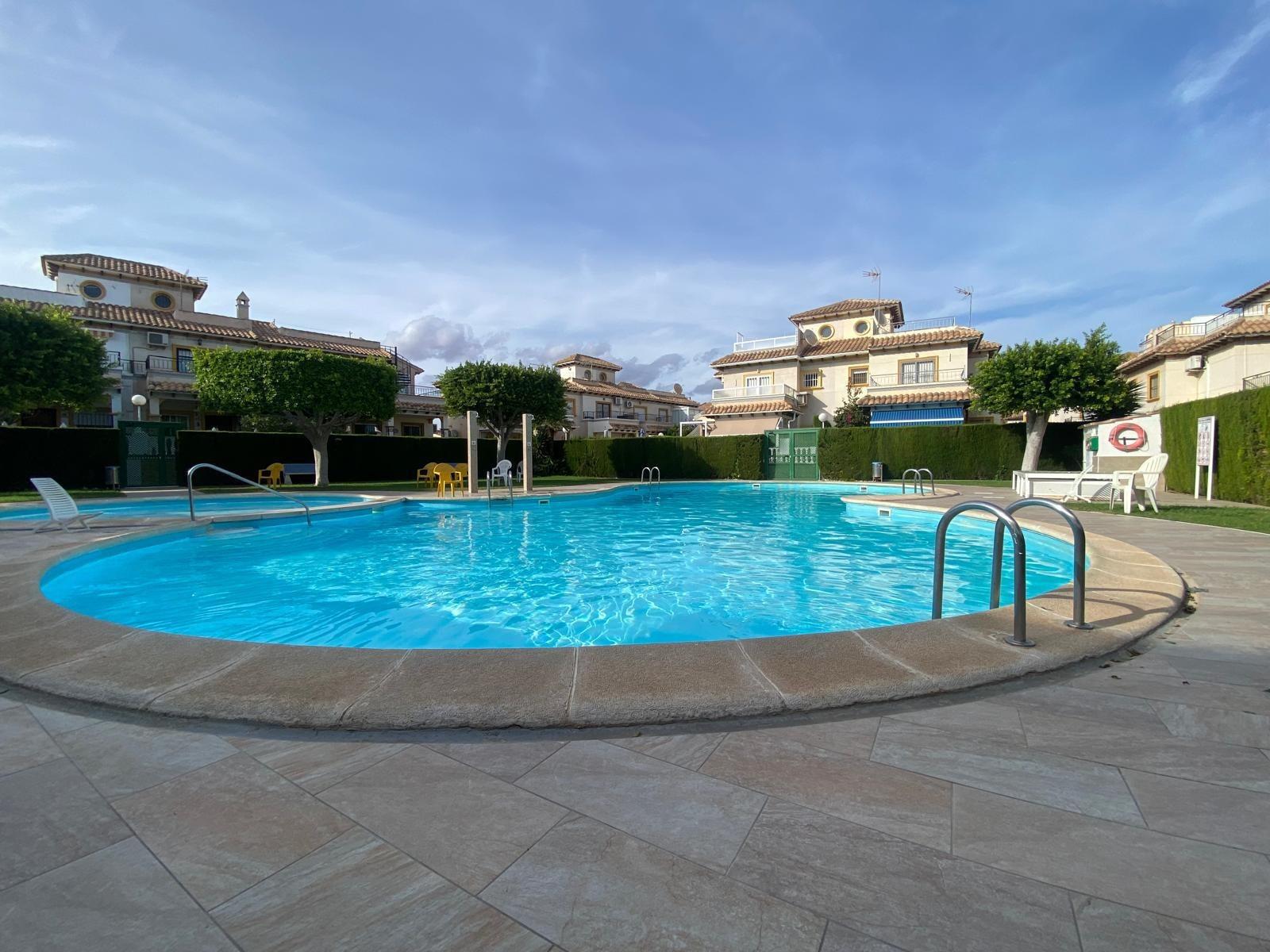 Bungalo Alicante, Spānijā 2 istabas, 57 m2 Nr. 190795