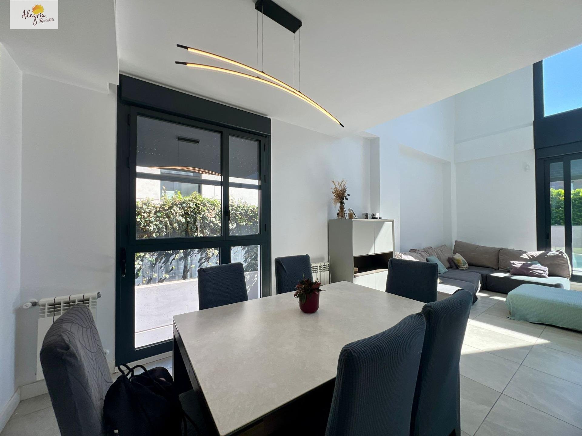 Huvila Betera, Valencia, Espanja 3 makuuhuonetta, 306 m2 No. 168866