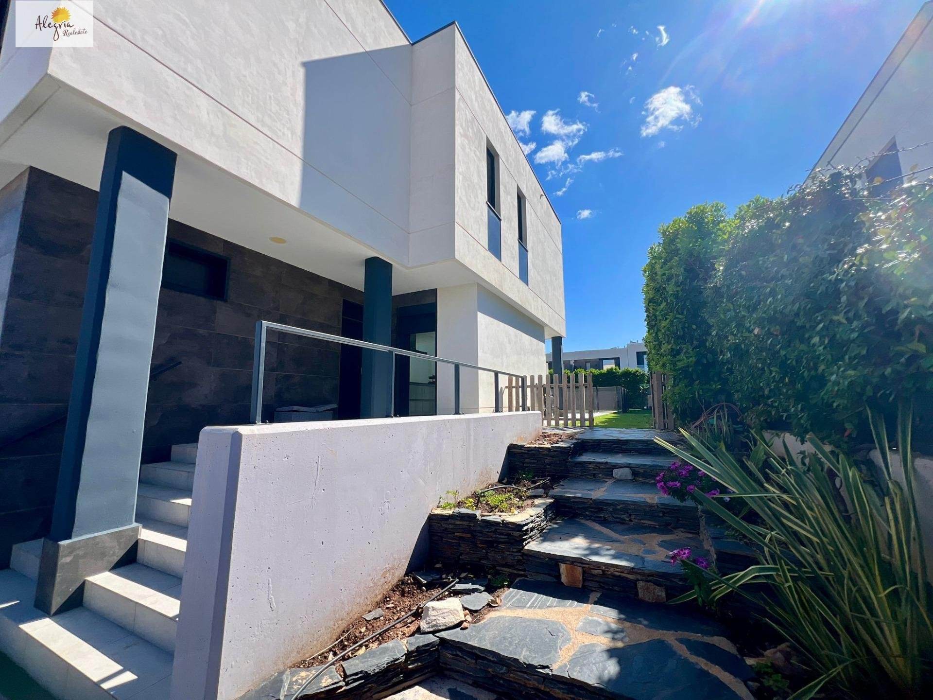 Huvila Betera, Valencia, Espanja 3 makuuhuonetta, 306 m2 No. 168866