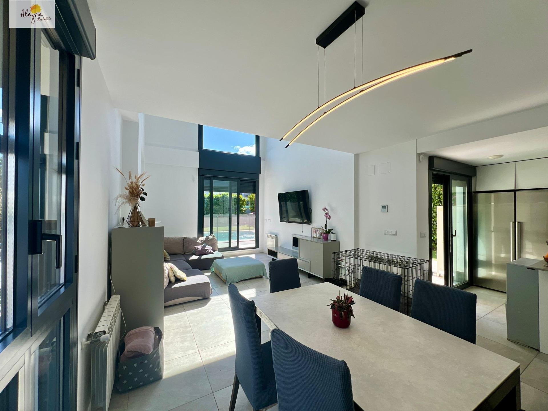 Huvila Betera, Valencia, Espanja 3 makuuhuonetta, 306 m2 No. 168866