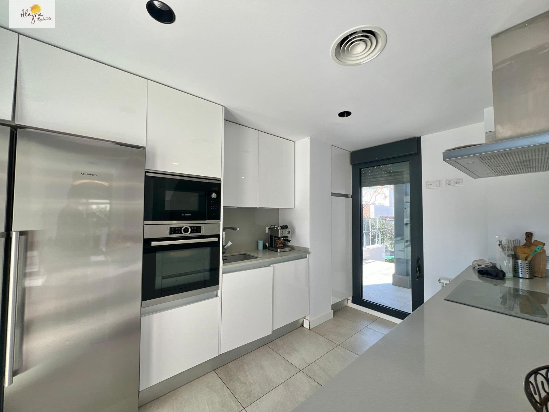 Huvila Betera, Valencia, Espanja 3 makuuhuonetta, 306 m2 No. 168866