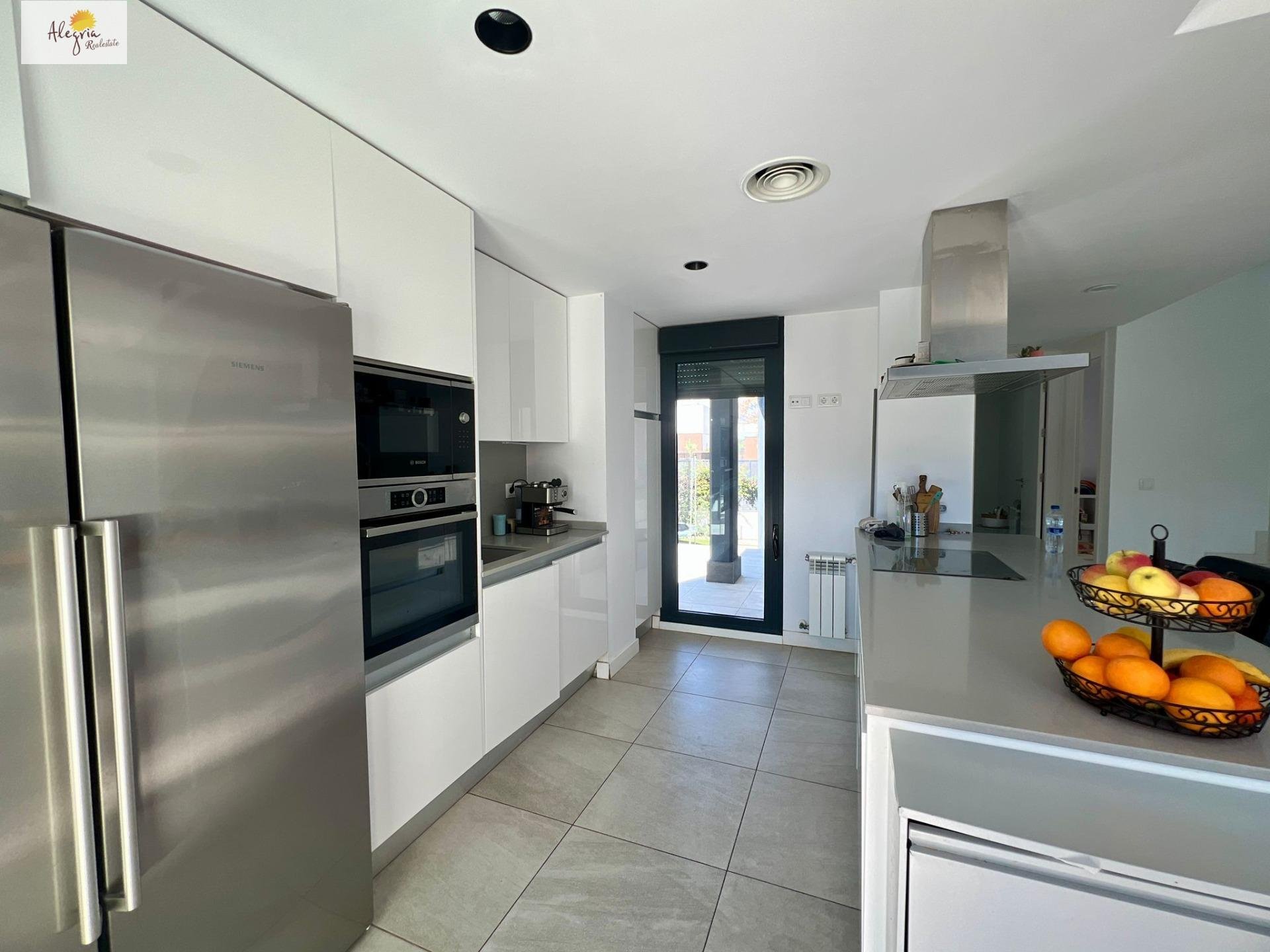 Huvila Betera, Valencia, Espanja 3 makuuhuonetta, 306 m2 No. 168866