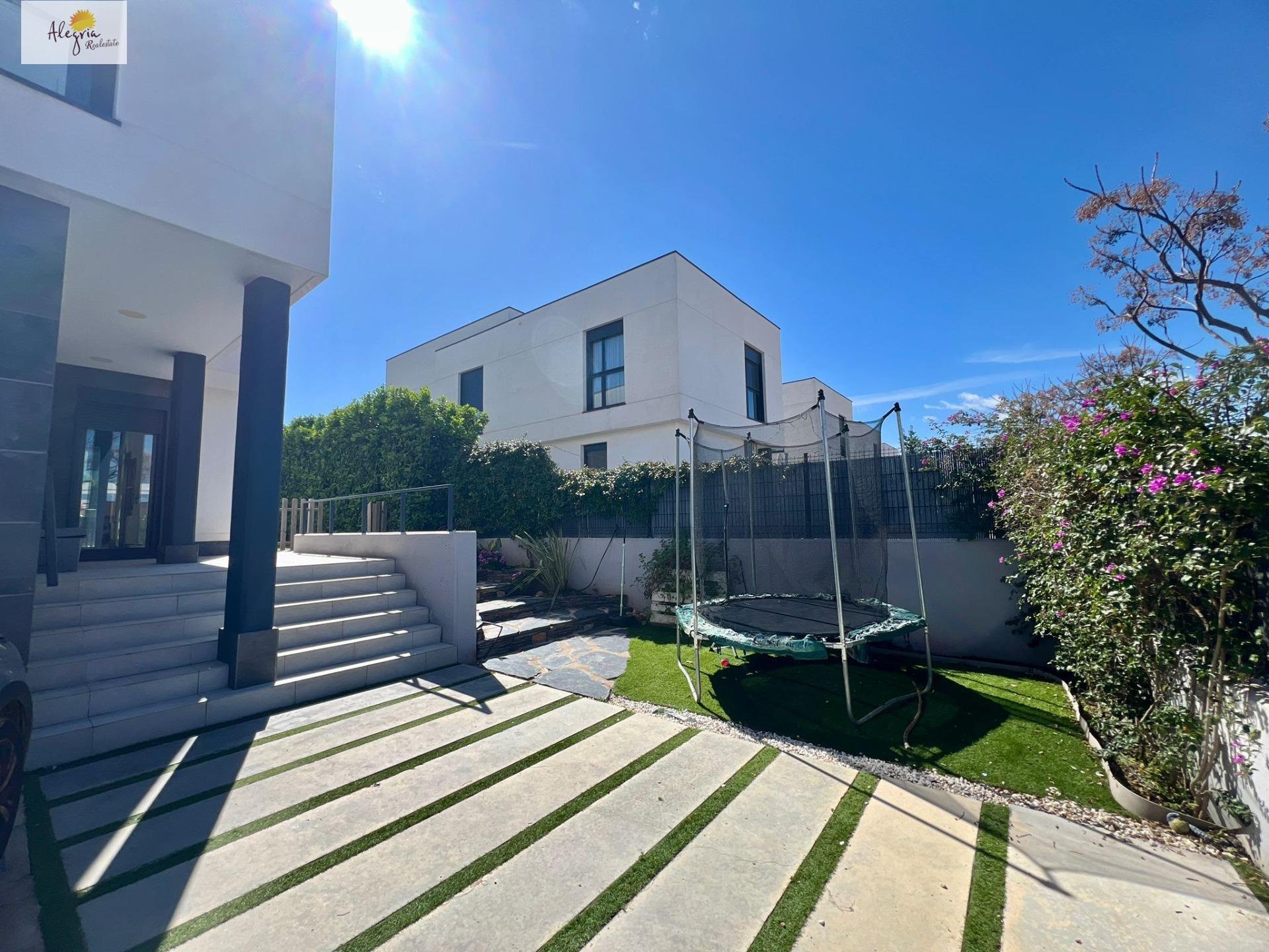 Huvila Betera, Valencia, Espanja 3 makuuhuonetta, 306 m2 No. 168866