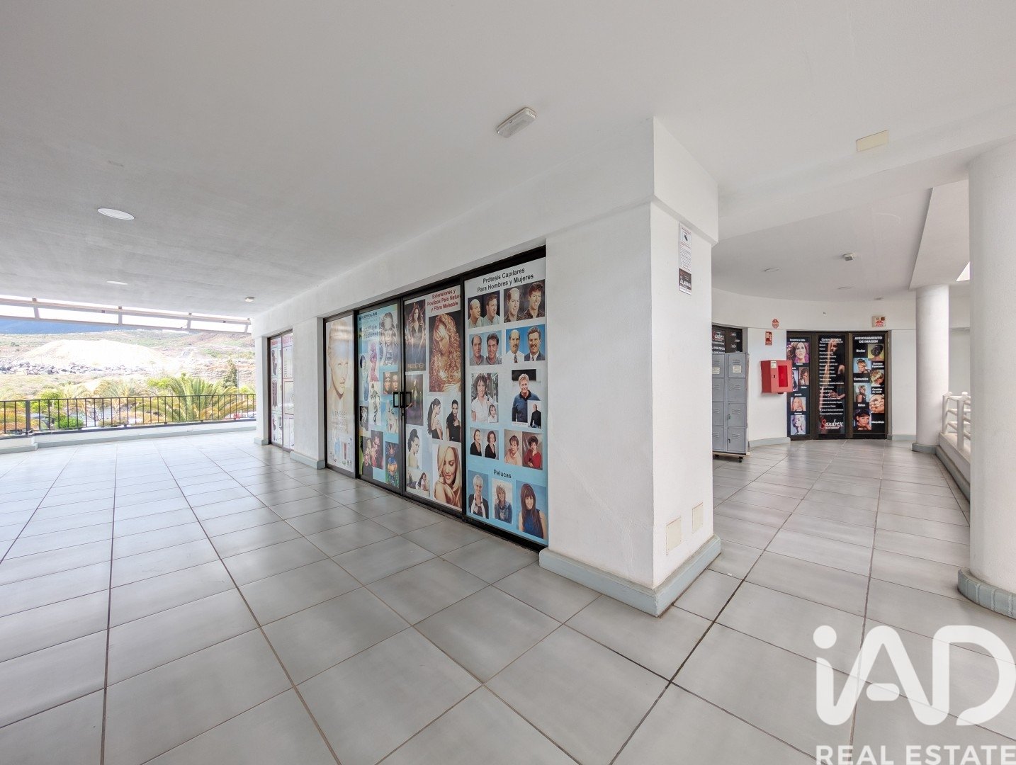 Propiedad comercial en Arona, Tenerife, España 302 m2 No. 172451