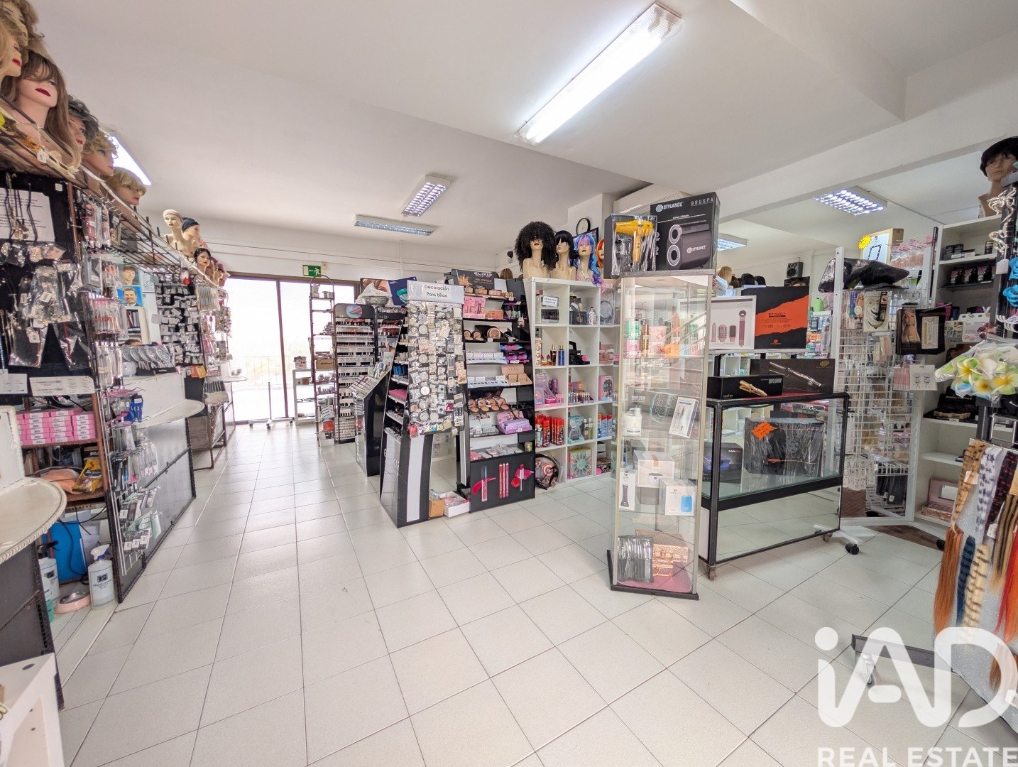Propiedad comercial en Arona, Tenerife, España 302 m2 No. 172451