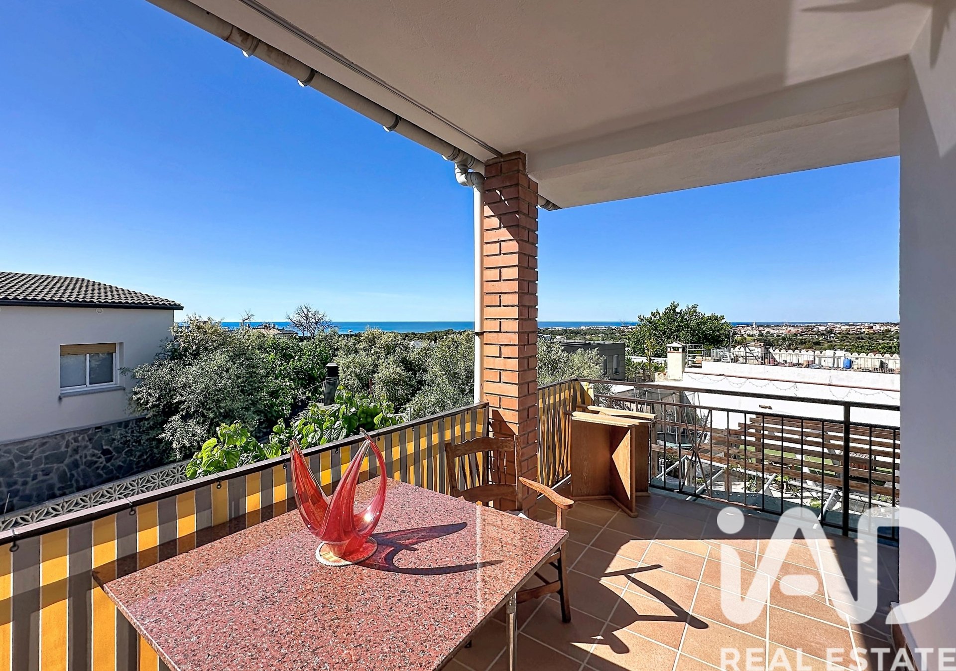 Apartment à Vilanova i la Geltru, Barcelona, Espagne 4 chambres, 174 m2 No. 172452