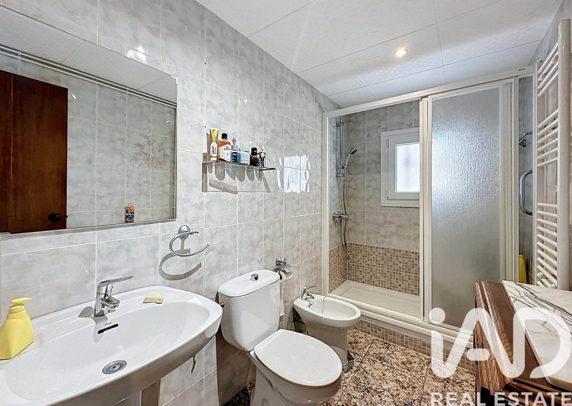 Apartment à Vilanova i la Geltru, Barcelona, Espagne 4 chambres, 174 m2 No. 172452