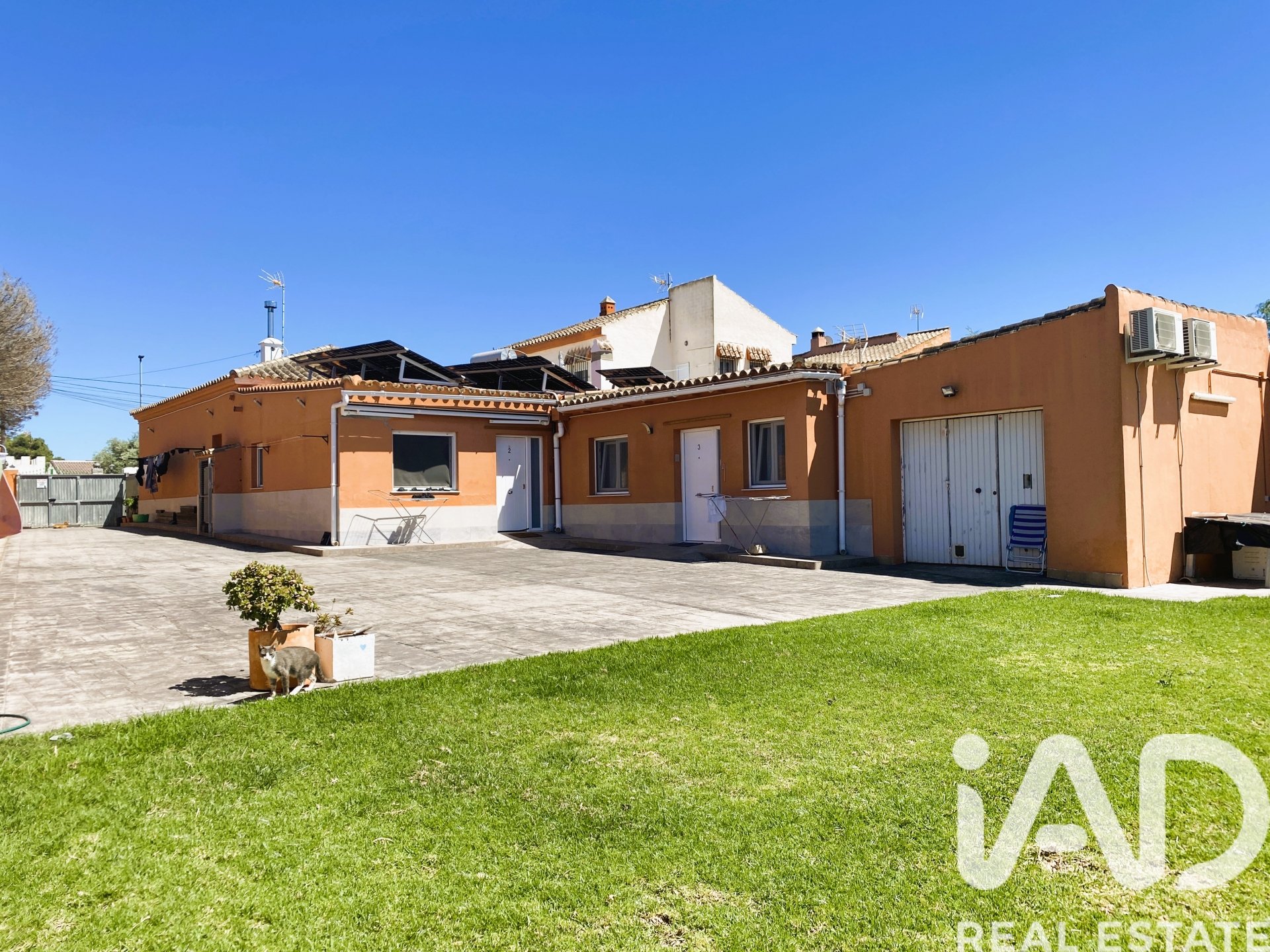 House in Chiclana de la Frontera, Cadiz, Spanien 258 m2 Nr. 172450