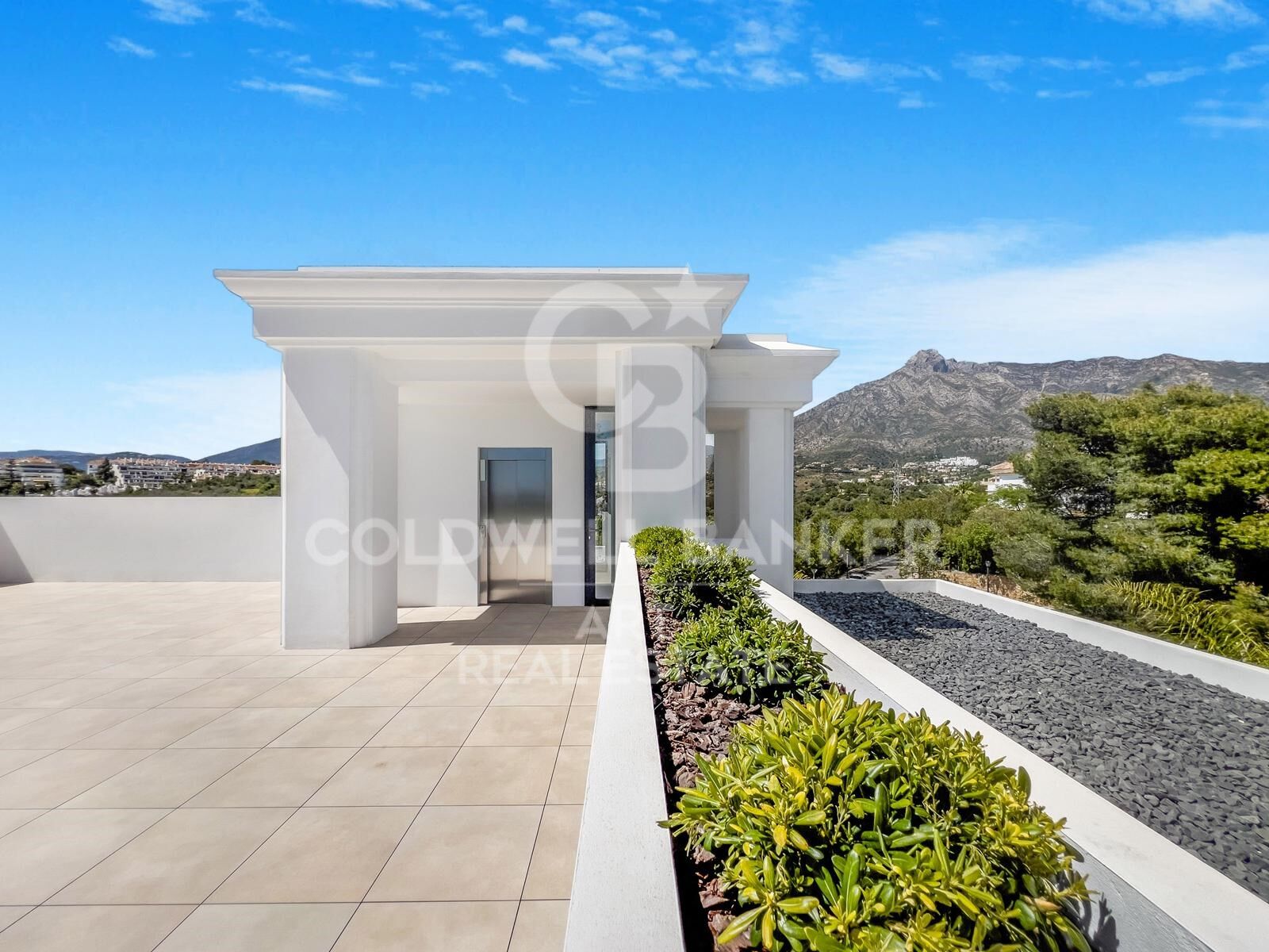 House in Marbella, Malaga, Spain 6 bedrooms, 647 sq.m. No. 158303