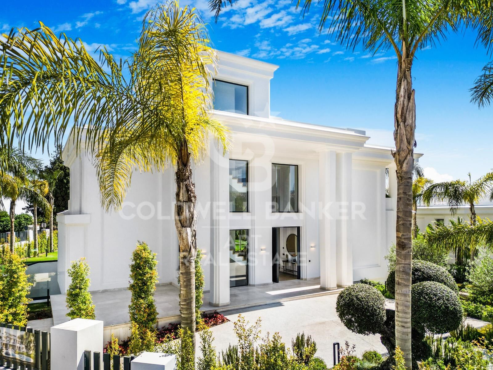 House in Marbella, Malaga, Spain 6 bedrooms, 647 sq.m. No. 158303
