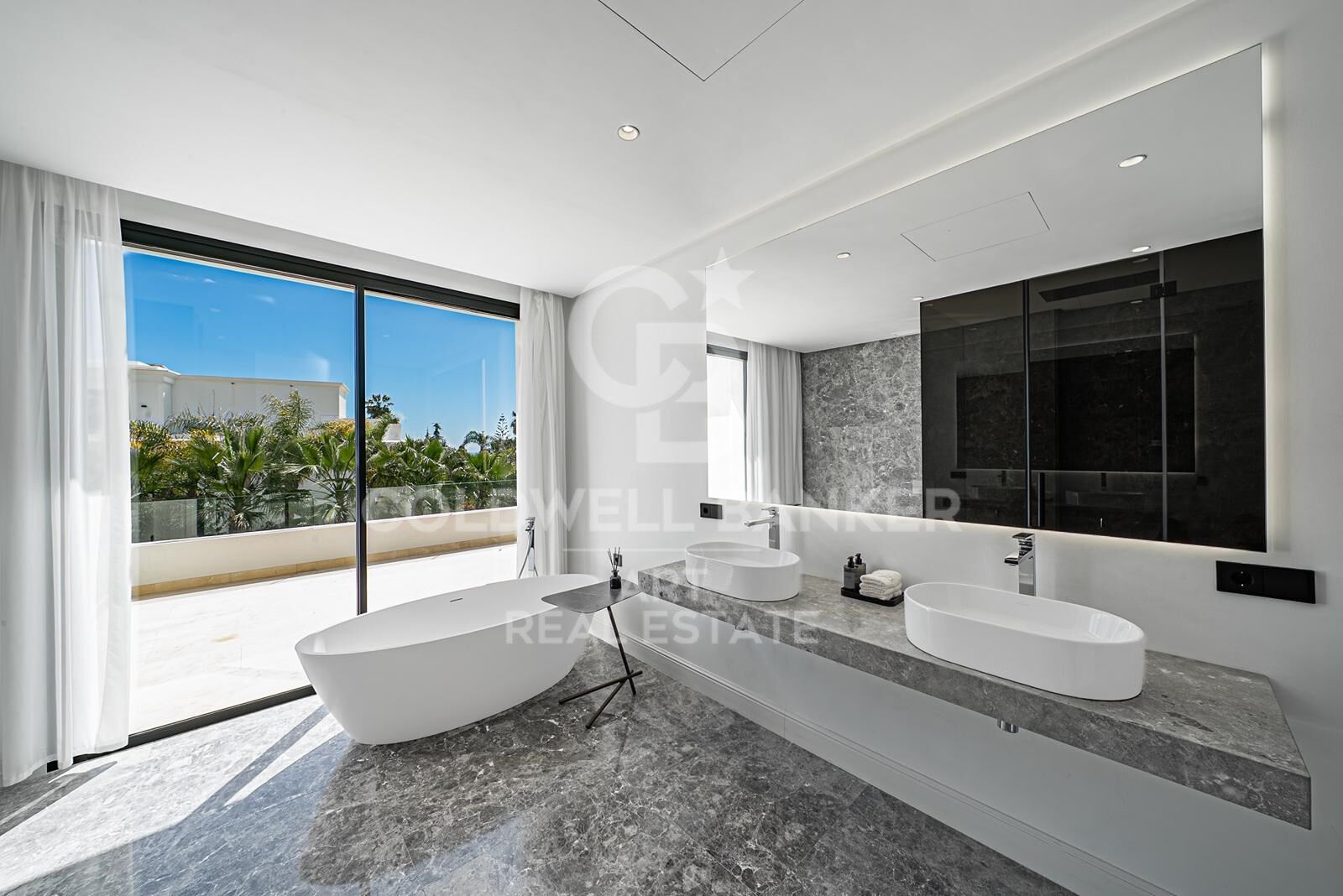 House in Marbella, Malaga, Spain 6 bedrooms, 647 sq.m. No. 158303