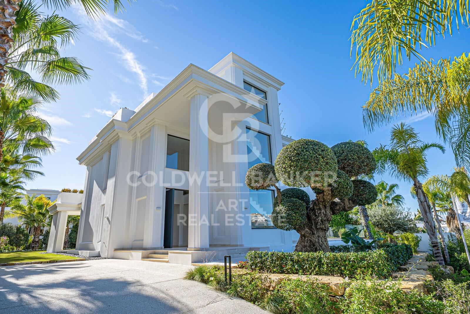 Māja Marbella, Malaga, Spānijā 6 istabas, 641 m2 Nr. 158302