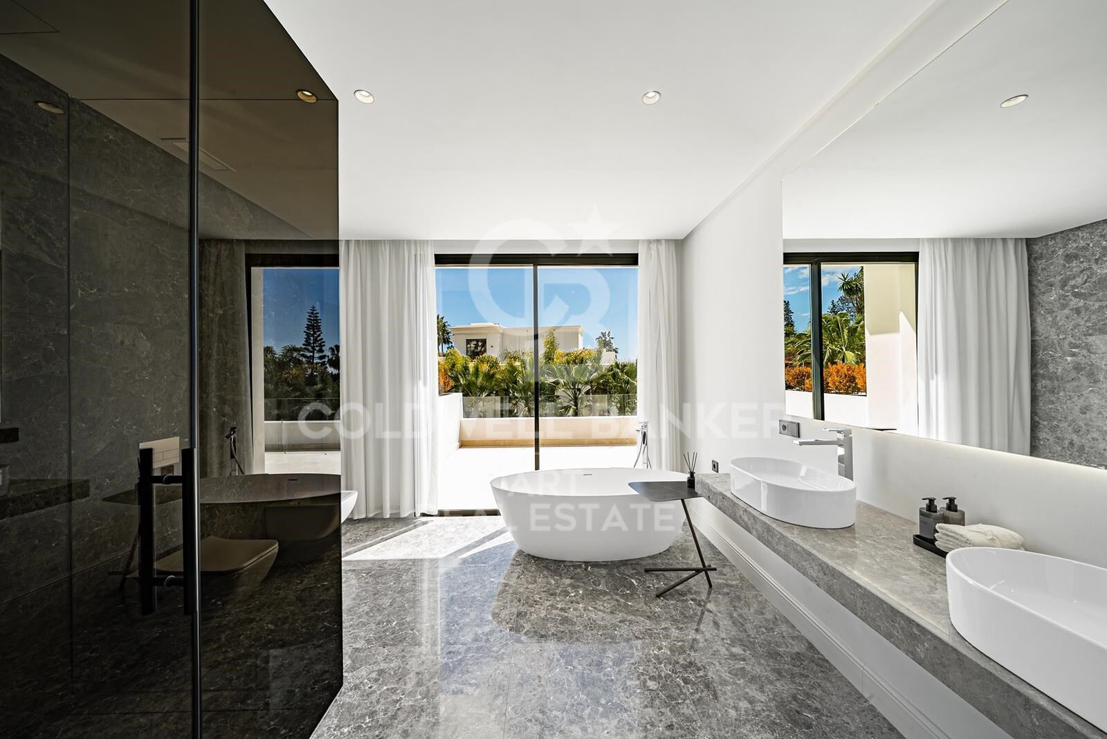 Māja Marbella, Malaga, Spānijā 6 istabas, 641 m2 Nr. 158302