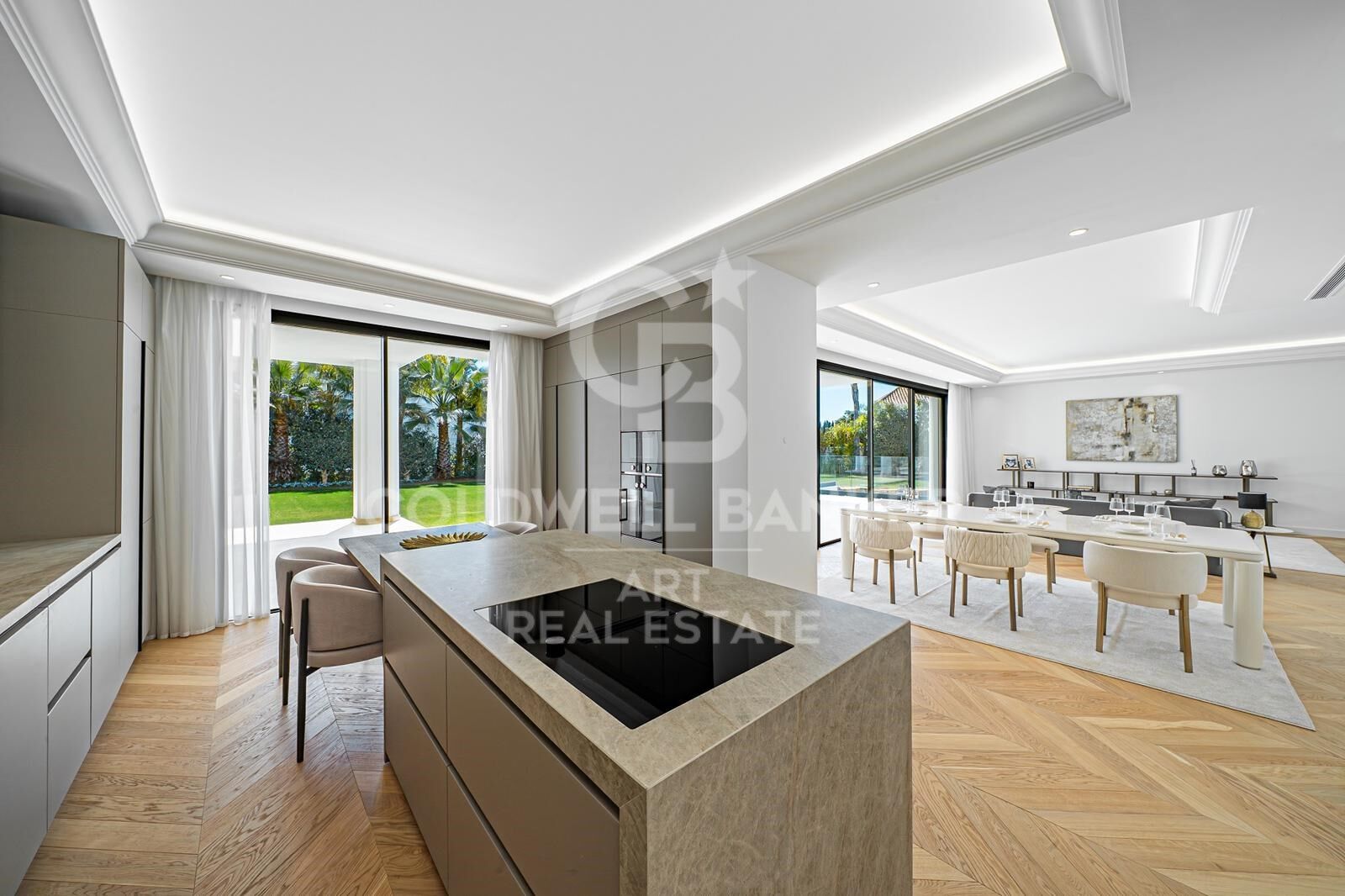 Māja Marbella, Malaga, Spānijā 6 istabas, 641 m2 Nr. 158302