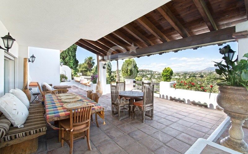 Villa i Marbella, Malaga, Spanien 5 sovrum, 400 kvm. Nr. 158594