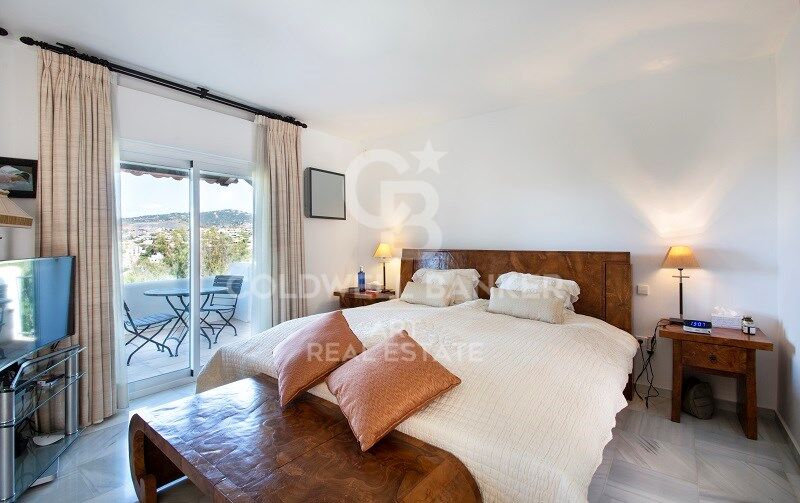 Villa i Marbella, Malaga, Spanien 5 sovrum, 400 kvm. Nr. 158594