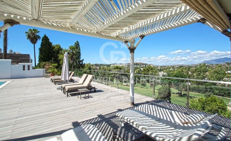 Villa i Marbella, Malaga, Spanien 5 sovrum, 400 kvm. Nr. 158594