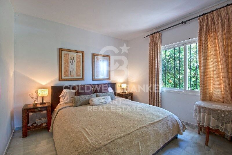 Villa i Marbella, Malaga, Spanien 5 sovrum, 400 kvm. Nr. 158594