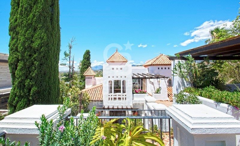 Villa i Marbella, Malaga, Spanien 5 sovrum, 400 kvm. Nr. 158594