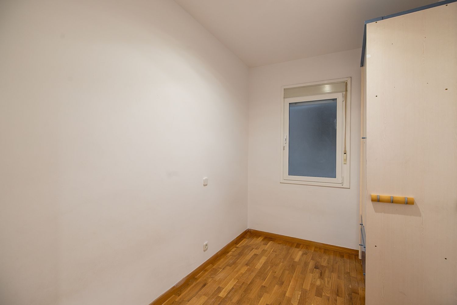 Apartament w Barcelona, Hiszpania 3 sypialnie, 79 mkw. nr 160786