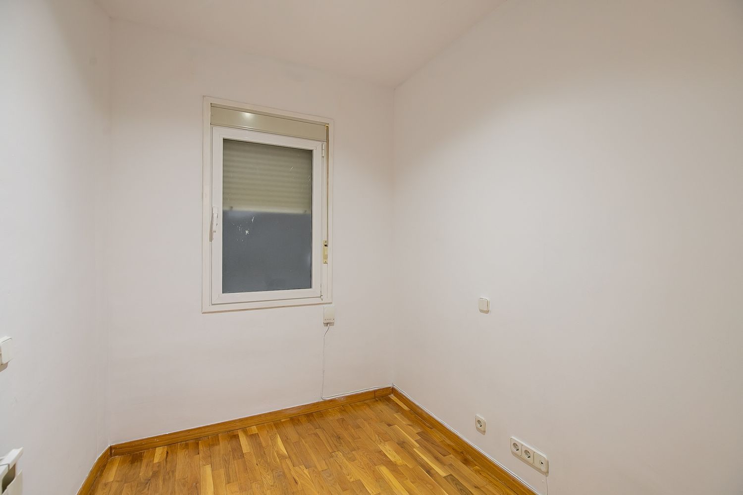 Apartament w Barcelona, Hiszpania 3 sypialnie, 79 mkw. nr 160786