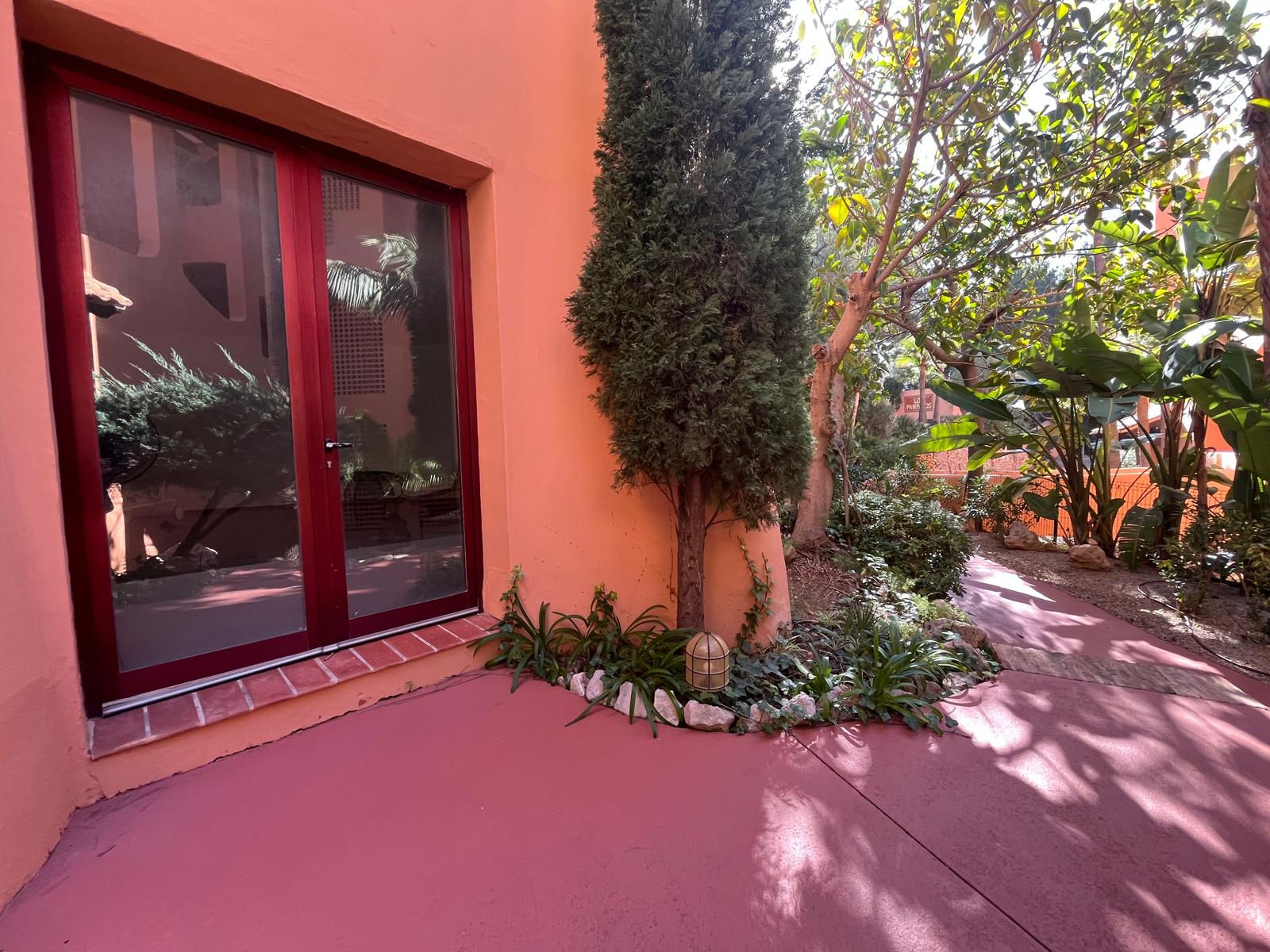 Propiedad comercial en Santa Ponsa, Mallorca, España 2 dormitorios, 418 m2 No. 150122