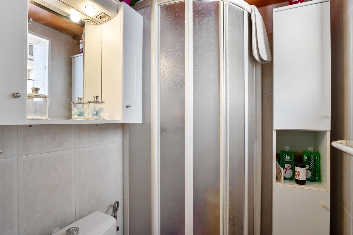 Huvila Alicante, Espanja 5 makuuhuonetta, 237 m2 No. 102218