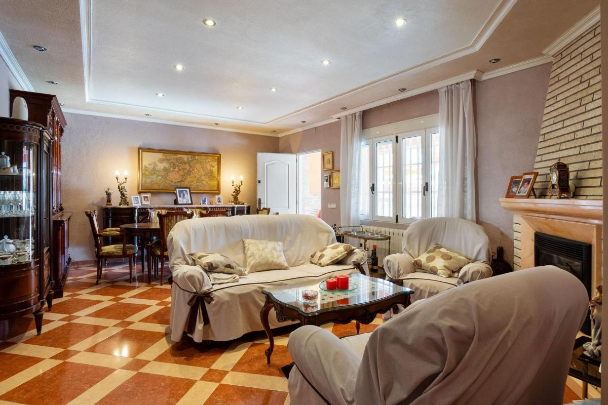 Huvila Alicante, Espanja 5 makuuhuonetta, 237 m2 No. 102218