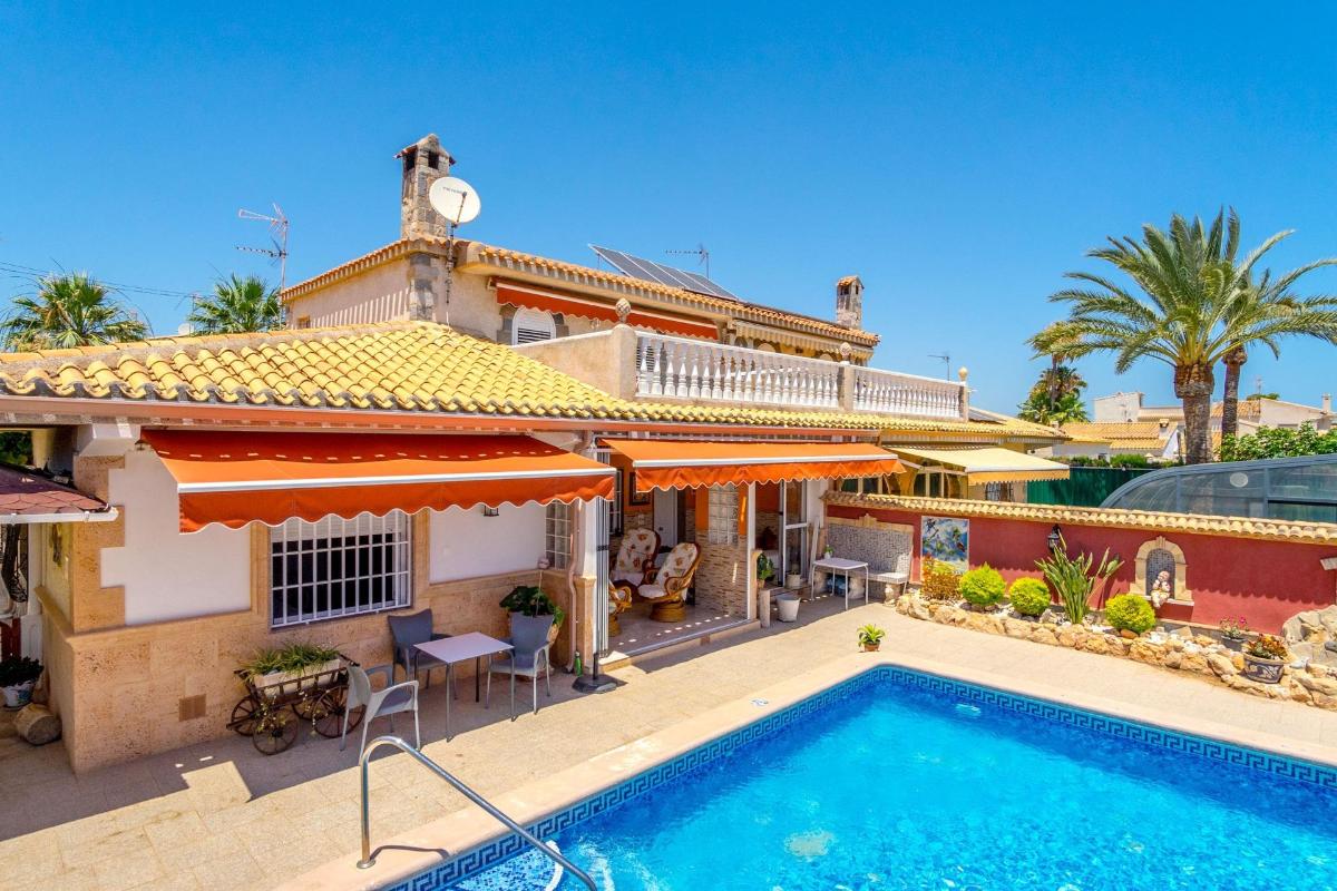 Huvila Alicante, Espanja 5 makuuhuonetta, 237 m2 No. 102218