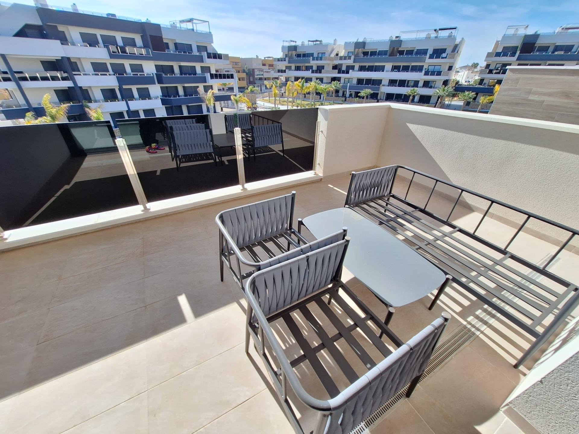 Apartment in Torrevieja, Alicante, Spain 2 bedrooms, 78 sq.m. No. 193012