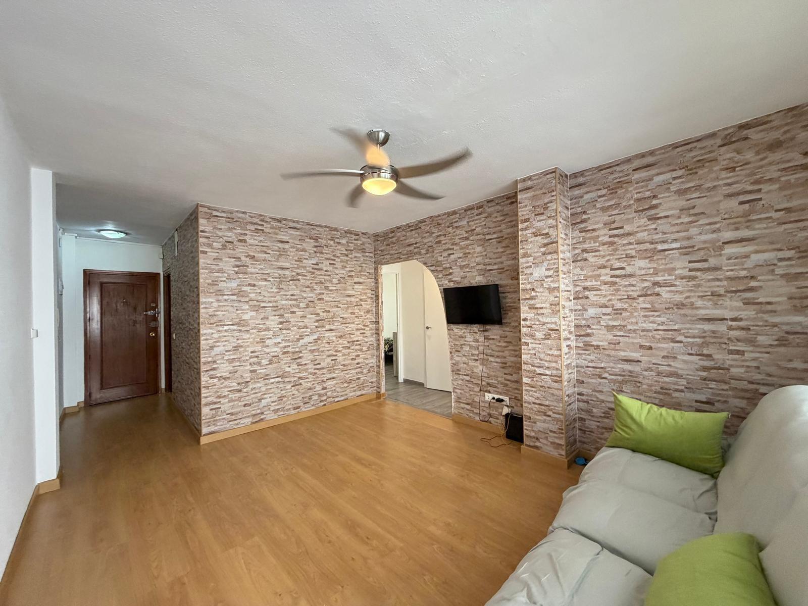 Apartment in Torrevieja, Alicante, Spain 2 bedrooms, 79 sq.m. No. 193011