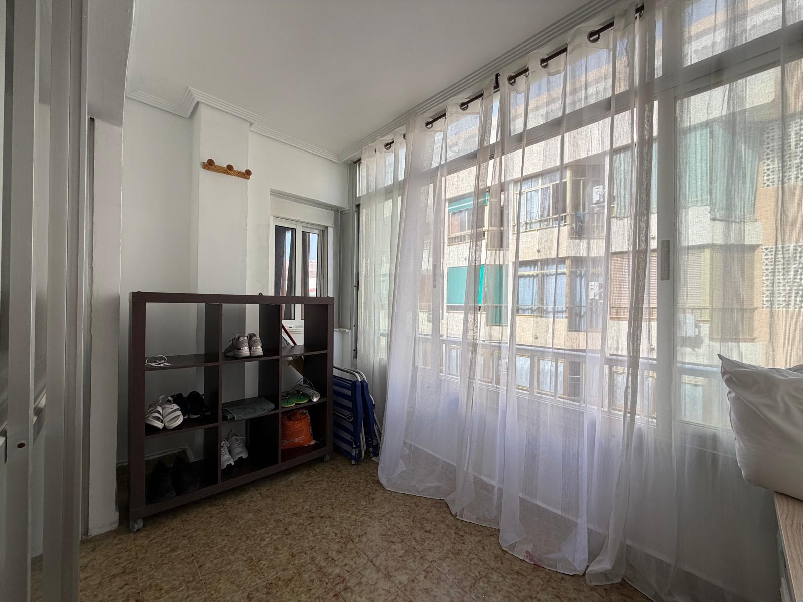 Apartment in Torrevieja, Alicante, Spain 2 bedrooms, 79 sq.m. No. 193011