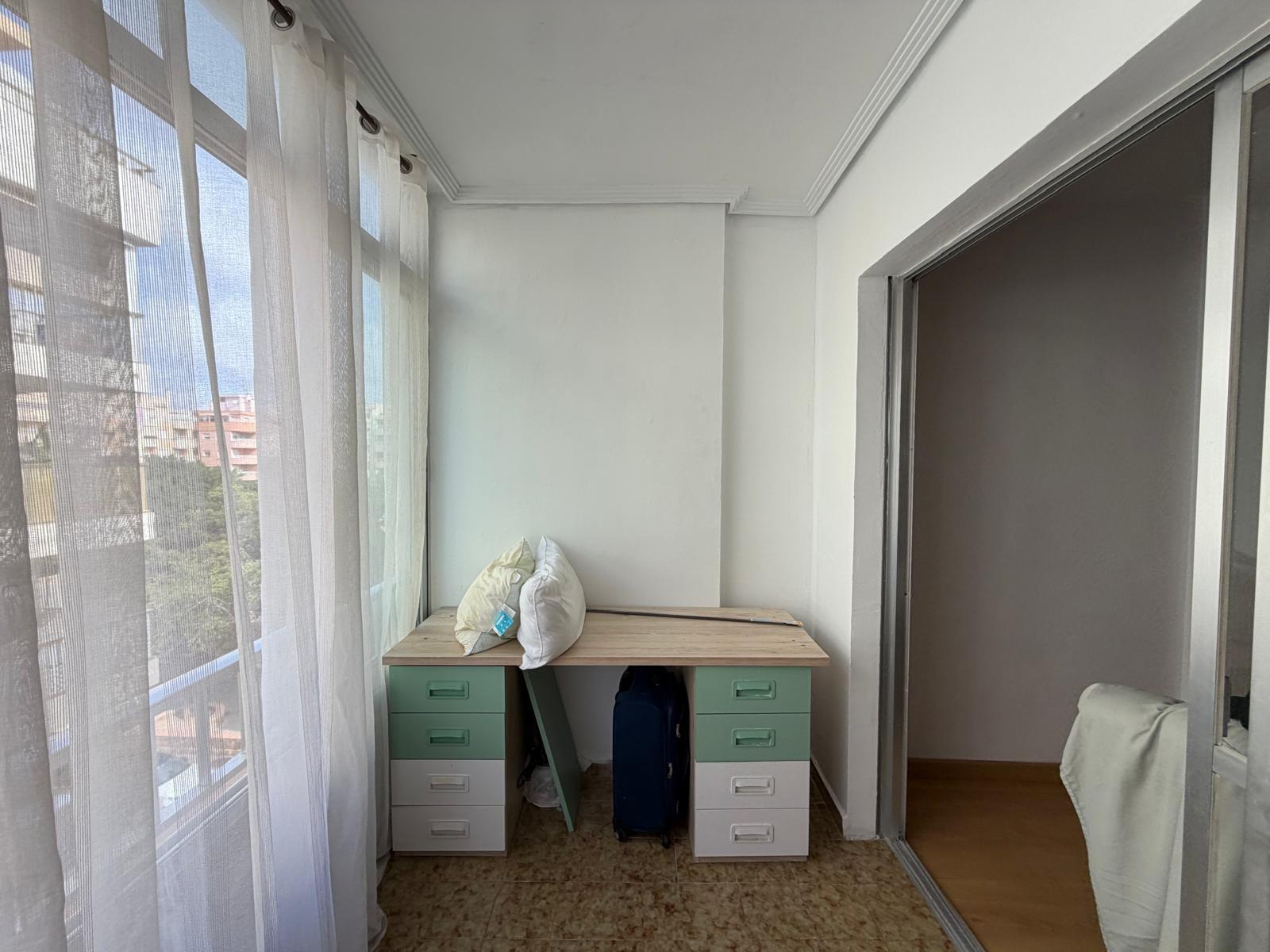 Apartment in Torrevieja, Alicante, Spain 2 bedrooms, 79 sq.m. No. 193011