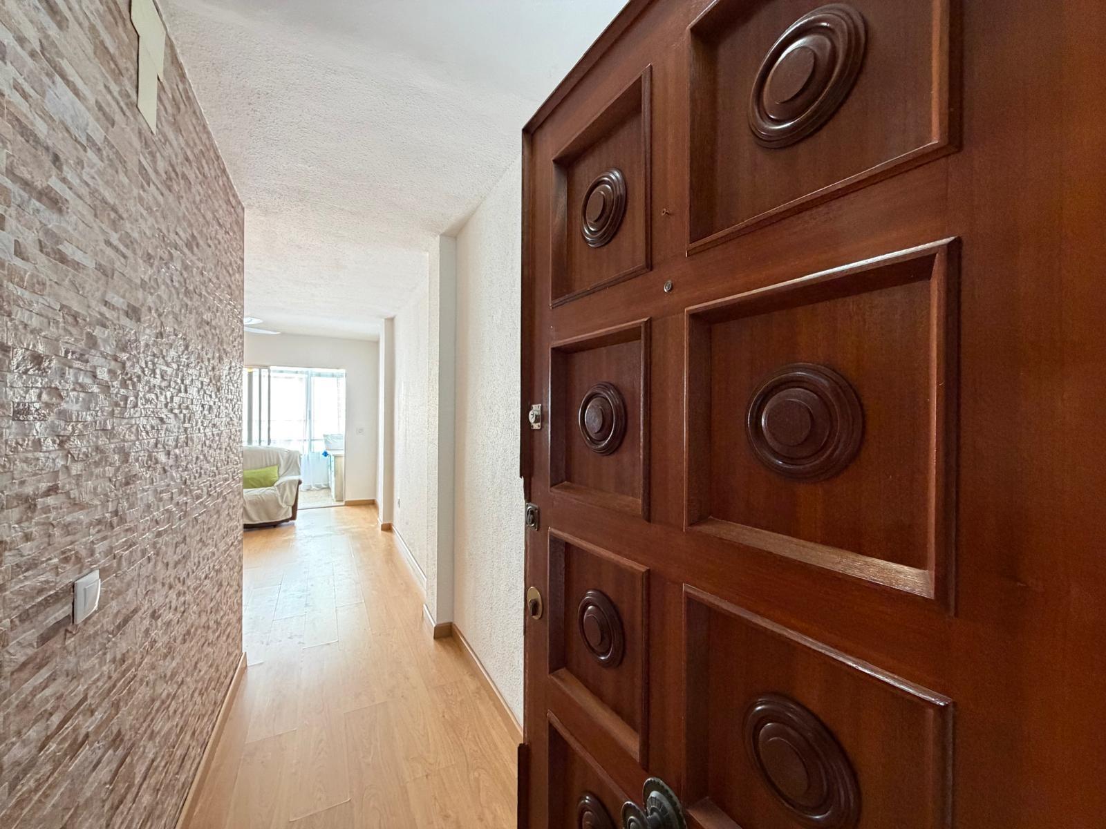 Apartment in Torrevieja, Alicante, Spain 2 bedrooms, 79 sq.m. No. 193011