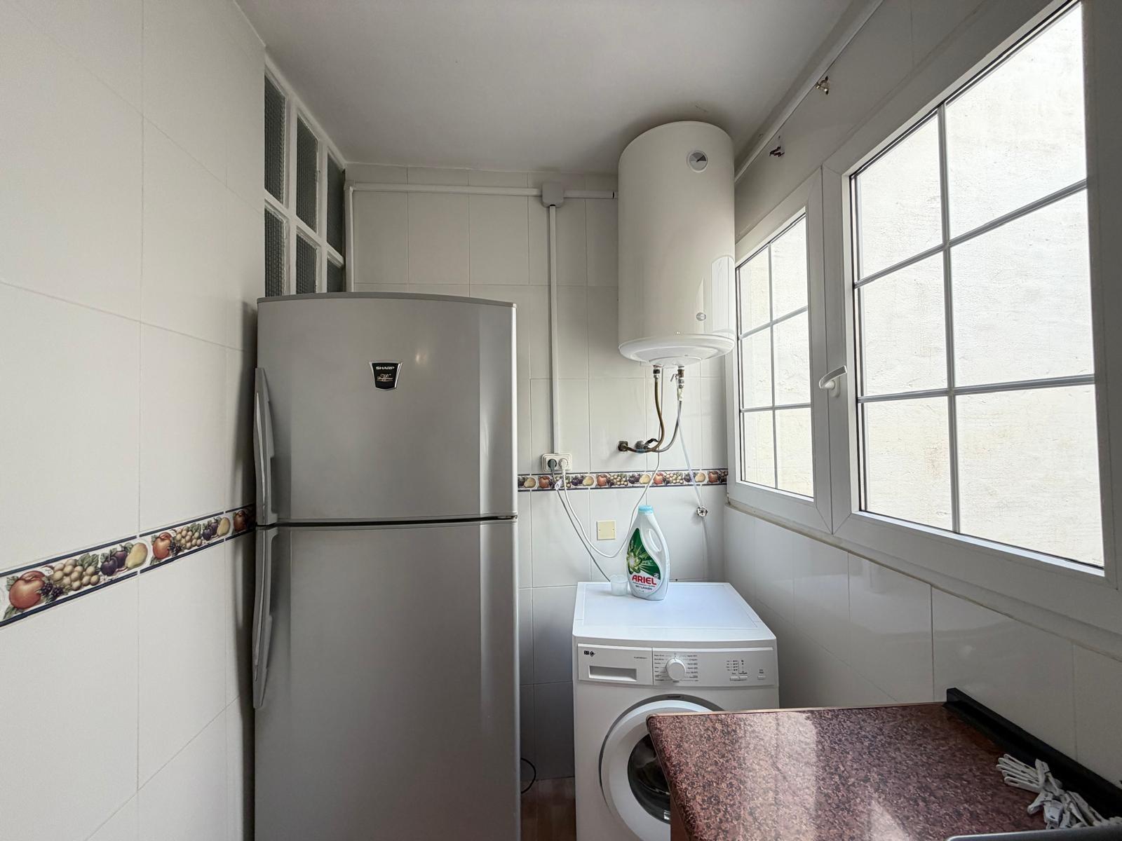 Apartment in Torrevieja, Alicante, Spain 2 bedrooms, 79 sq.m. No. 193011