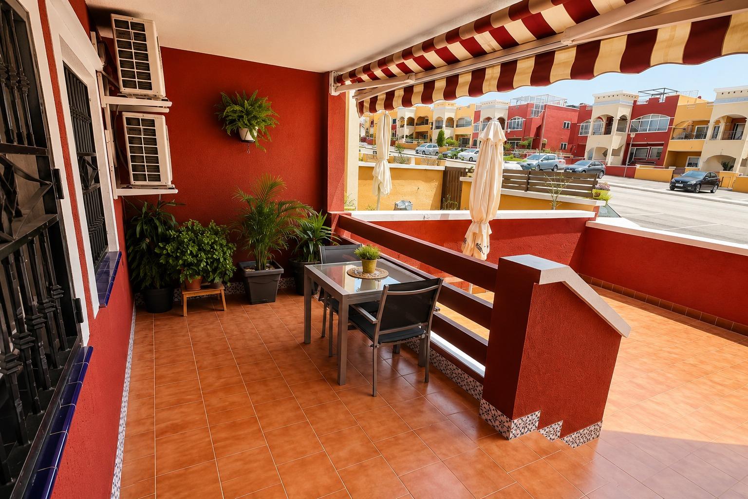 Bungalow a Los Altos, Alicante, Spagna 2 camere da letto, 82 mq. N° 193016