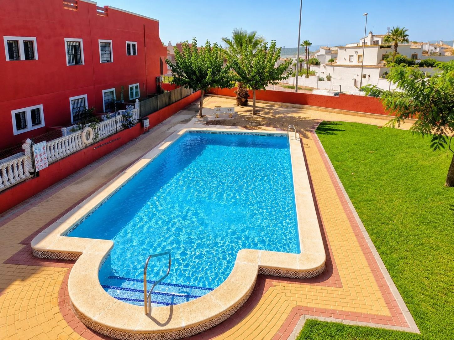 Bungalow a Los Altos, Alicante, Spagna 2 camere da letto, 82 mq. N° 193016