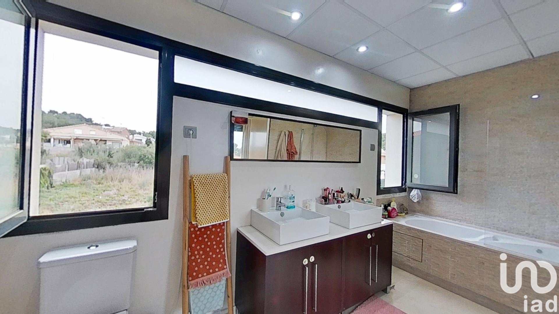 Casa a Cunit, Tarragona, Spagna 3 camere da letto, 256 mq. N° 153662