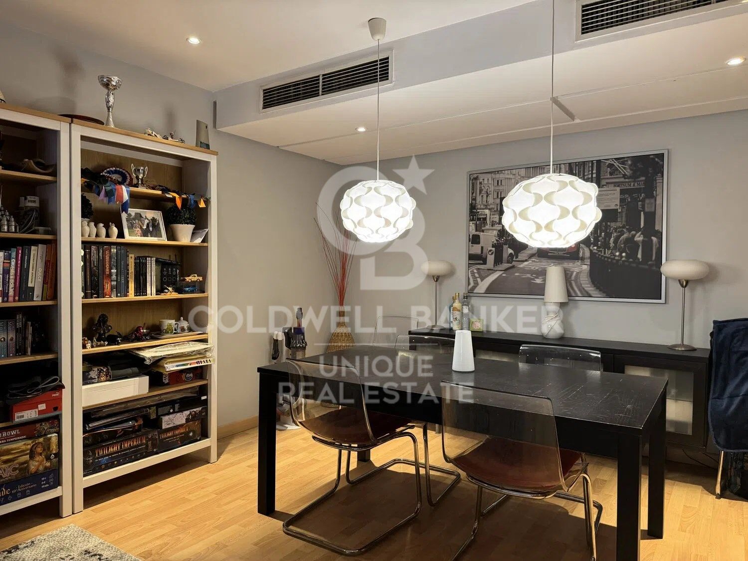 Apartment à Madrid, Espagne 1 chambre, 113 m2 No. 156915