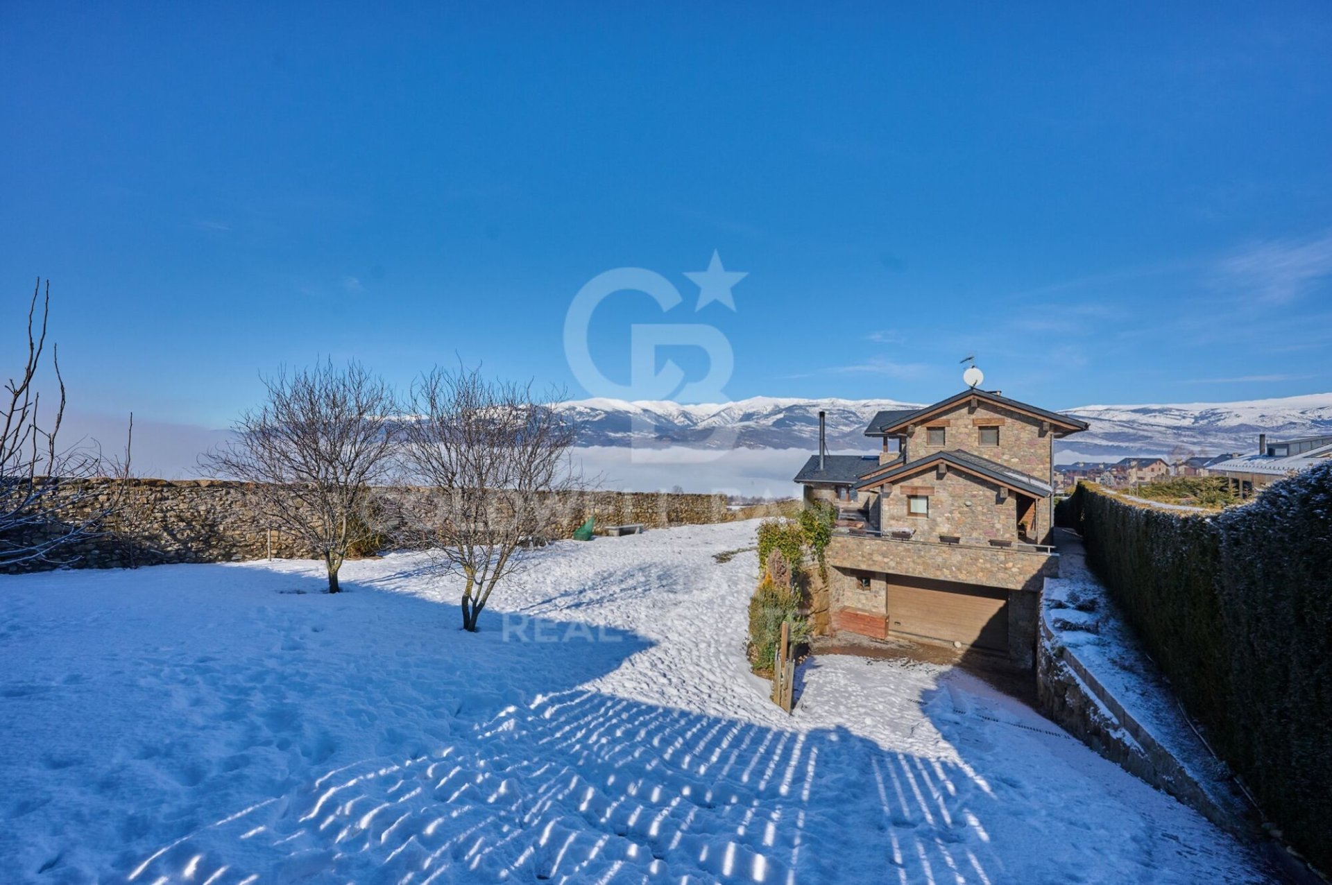 House in Girona, Spain 4 bedrooms, 330 sq.m. No. 156912
